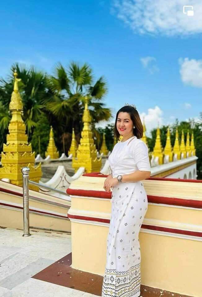 အင်းချည်နုကြိတ်ပေါင်းသားဝမ်းဆက်(သုံးကိုက်တစ်ထွာ)