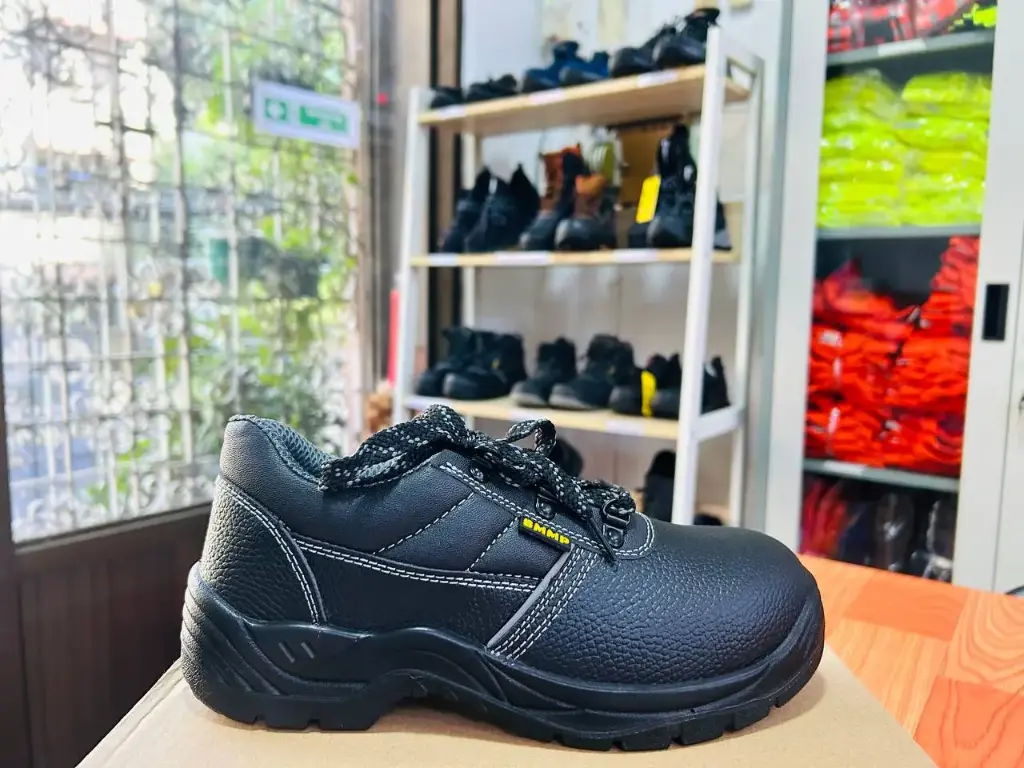 SMMP Safety Shoes ( Model-1)  (36)