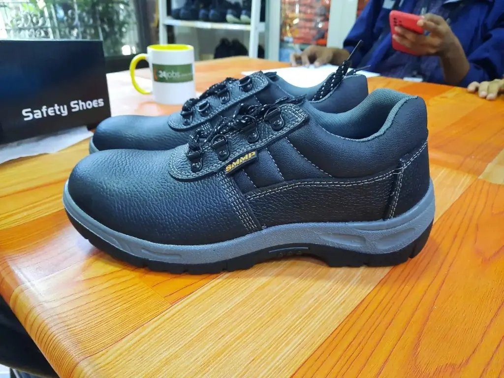 SMMP Safety Shoes ( Model-2)  (36)