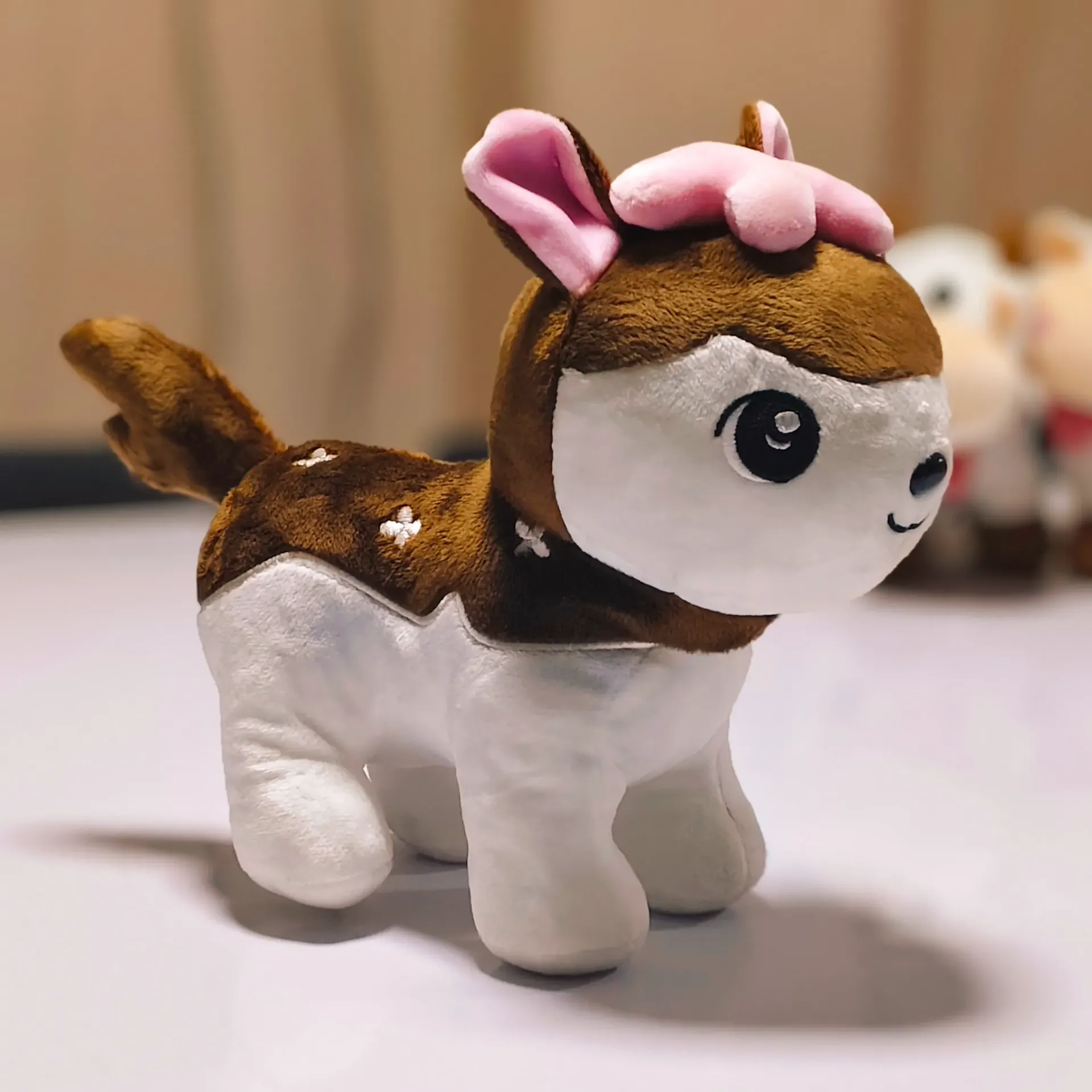 Pokémon female Eevee Plush Toy ( 8.5 x 8 inc)
