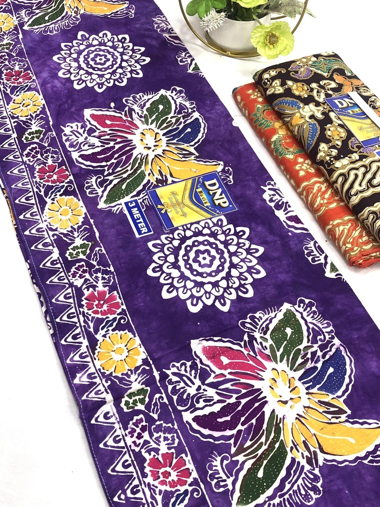 DNPTNT Hand Draw ပါတိတ် ဝမ်းဆက် ( 3 Meter ) (ခရမ်း)