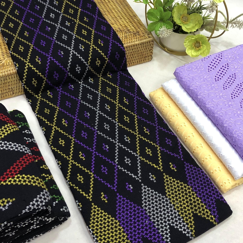 ချင်းရိုးရာ မောင်နိုင်ချင်းလုံချည်နှင့်ပိတ်‌ဖောက်ဇာ( ၂ကိုက်+ ၁ ကိုက် ) (001)